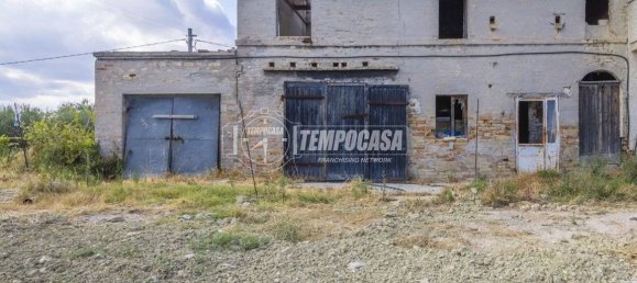 Casa de 2 dormitorios en Loro Piceno, Italy No. 337869 7