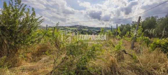 Casa de 2 dormitorios en Loro Piceno, Italy No. 337869 8
