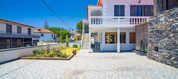 4 bedrooms Villa in Funchal, Portugal No. 213114 2