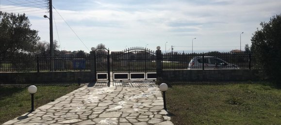 2 bedrooms Commercial property in Thessaloniki, Greece No. 5138 3