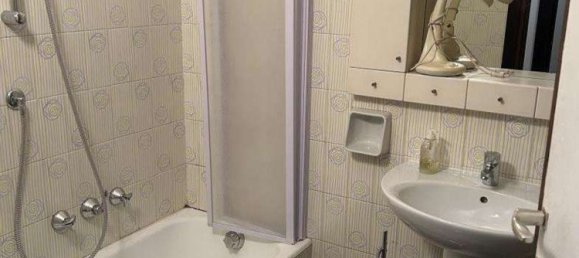 4 rooms Apartment in Erba, Italy No. 6821 15