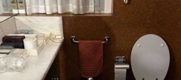 4 rooms Apartment in Erba, Italy No. 6821 7