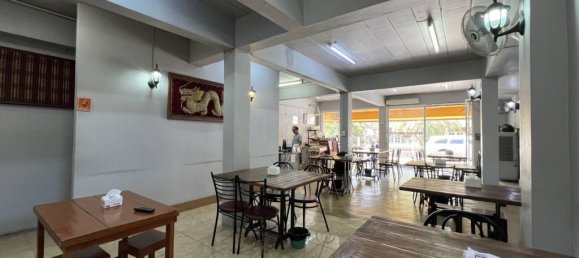 Коммерческая недвижимость с 7 спальнями в Чианграй, Таиланд № 13183 8