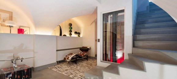 3 bedrooms Villa in Paris, France No. 171790 24