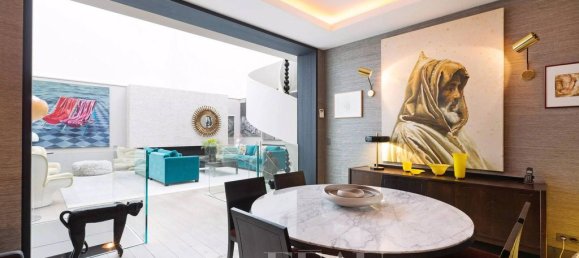 3 bedrooms Villa in Paris, France No. 171790 12