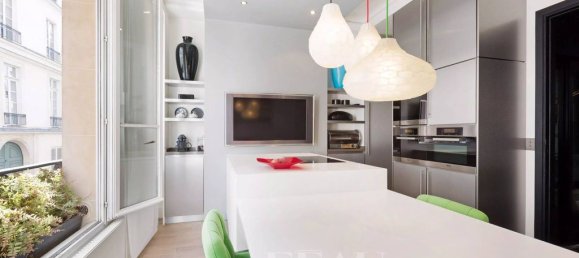 3 bedrooms Villa in Paris, France No. 171790 13