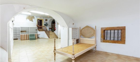 700m² Building in Lagoa, Portugal No. 134426 14