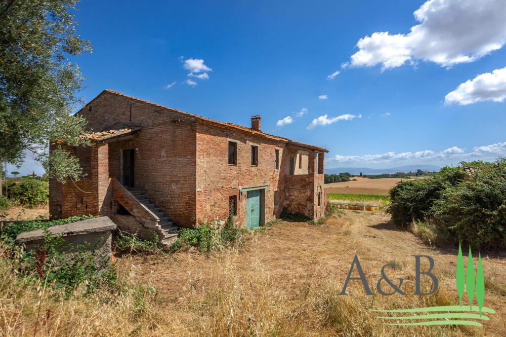 4 bedrooms House in Castiglione del Lago, Italy No. 58044