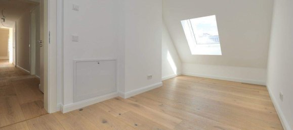 4 rooms Apartment in Friedenau, Germany No. 318829 12