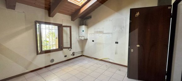 2 rooms Apartment in Vicenza, Italy No. 21281 4