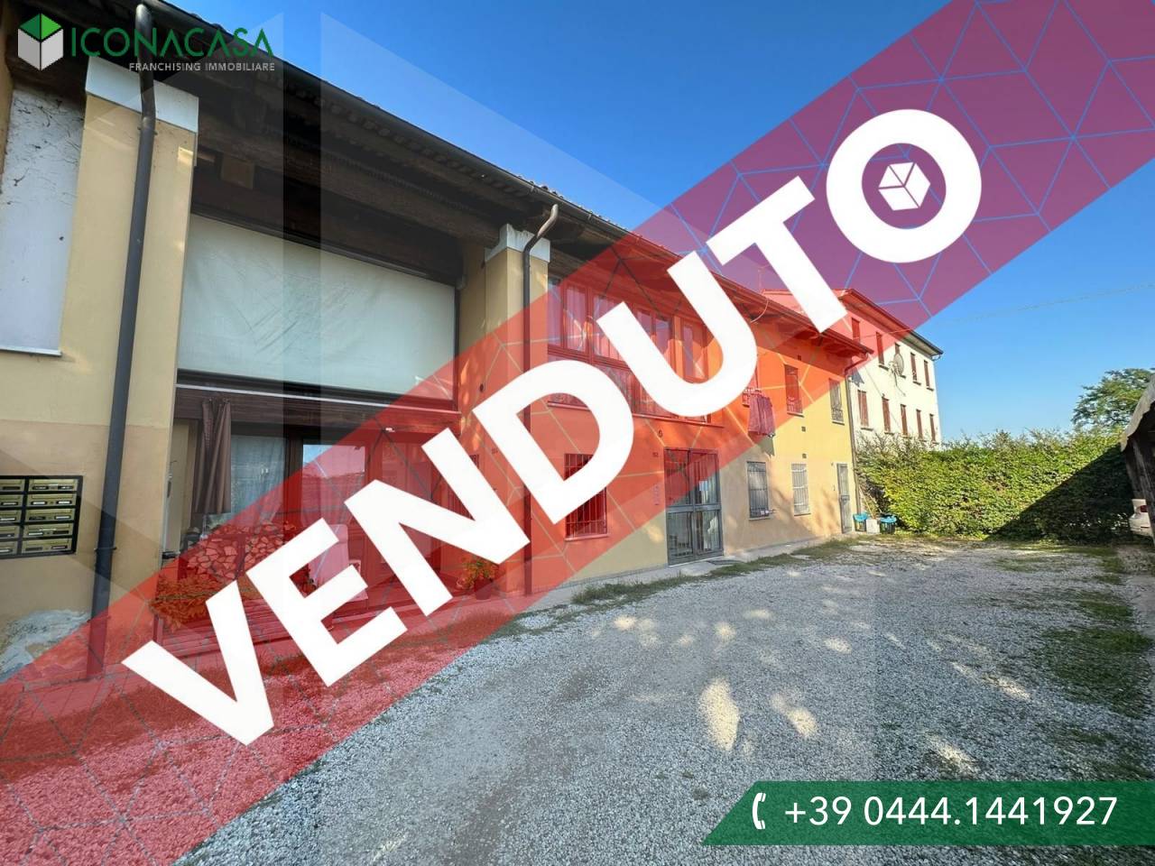 2 rooms Apartment in Vicenza, Italy No. 21281