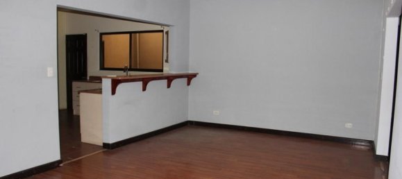 3 bedrooms House in Curridabat, Costa Rica No. 156 5