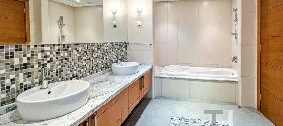 5 bedrooms Villa in Jumeirah Park, UAE No. 95262 14