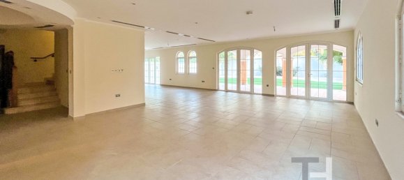 5 bedrooms Villa in Jumeirah Park, UAE No. 95262 7