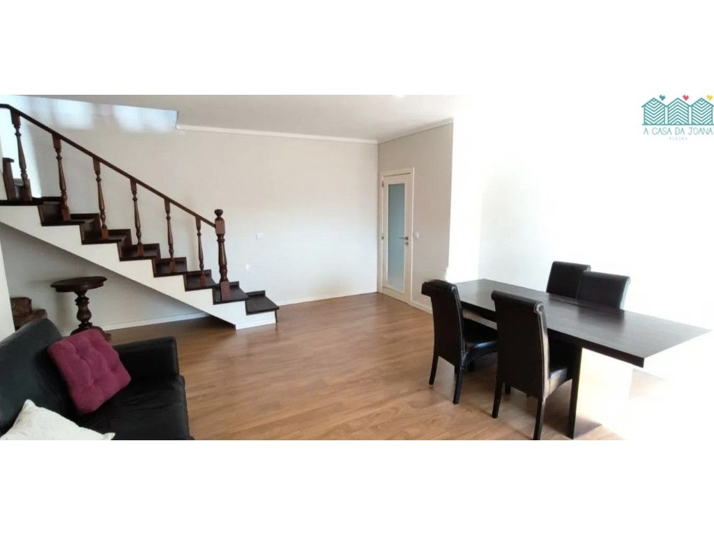 Duplex T2 em Aradas, Portugal N.º 215853