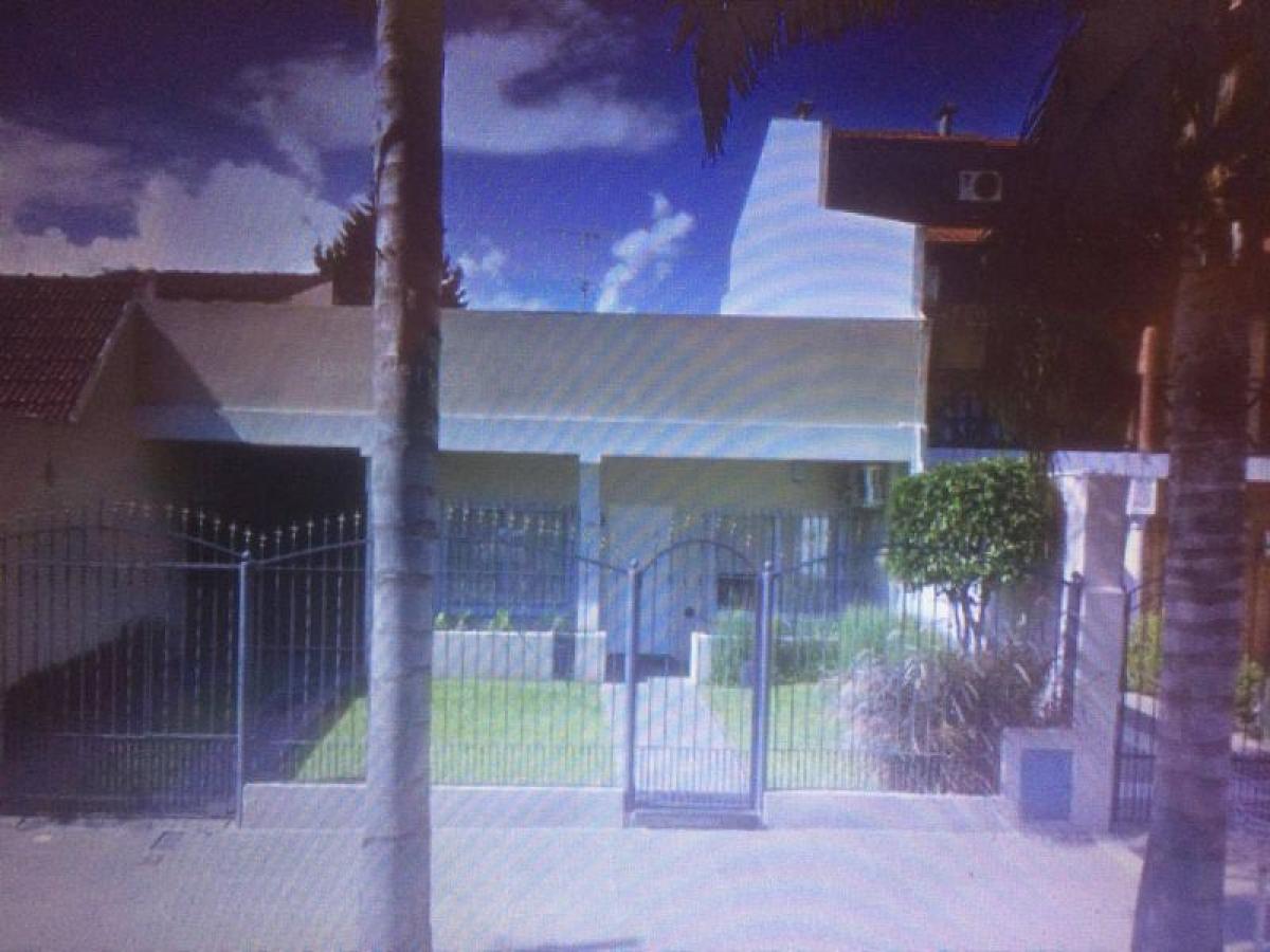 2 bedrooms House in Bermudez, Argentina No. 7840