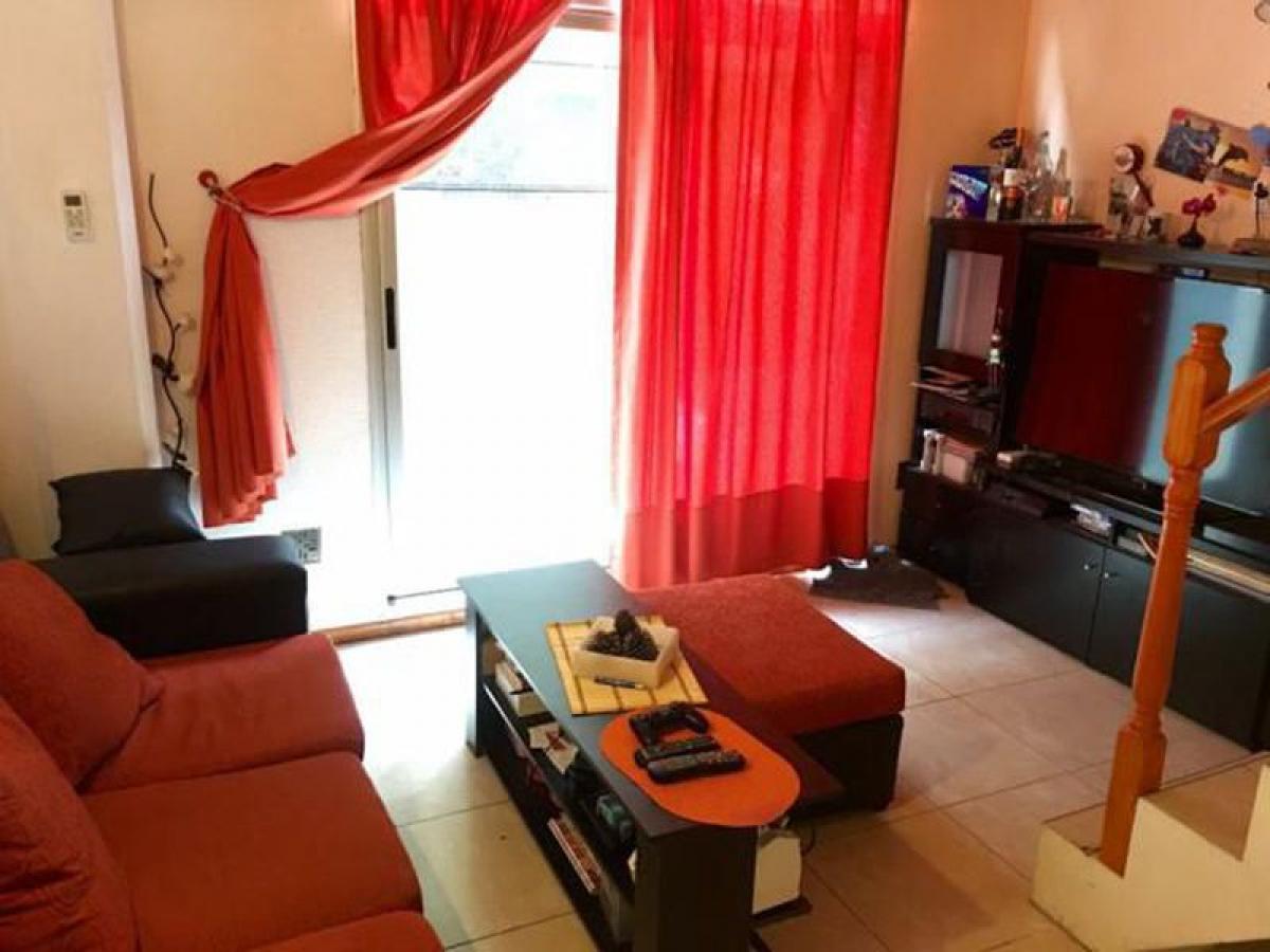 Studio in Buenos Aires, Argentina No. 98086