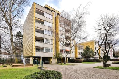 Квартира с 4 комнатами в Кёльн, Германия № 150221