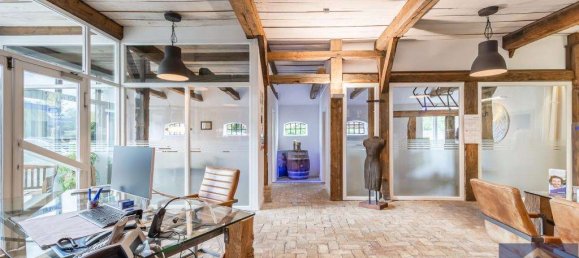 Здание с 15 комнатами в Рендсбург-Эккернфёрде, Германия № 83968 9