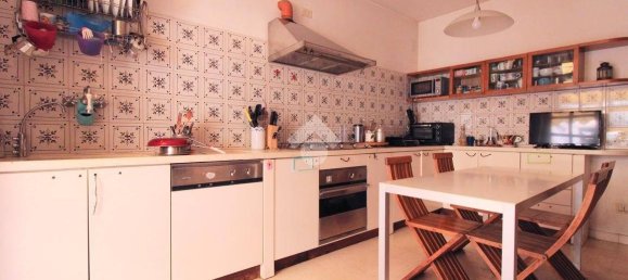 3 bedrooms Villa in Pescara, Italy No. 210892 12