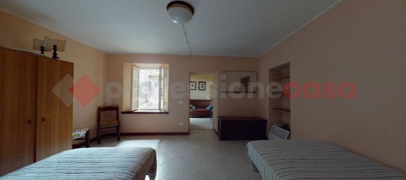 4 rooms Apartment in Bagni di Lucca, Italy No. 233366 2