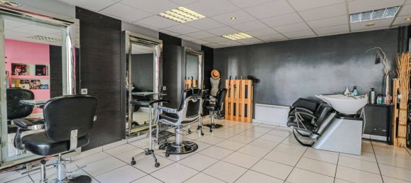 1 Schlafzimmer Gewerbliche Immobilie in Limay, France, Nr. 128746 2