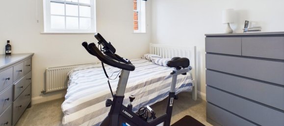 2 Schlafzimmer Wohnung in Bordon, United Kingdom, Nr. 13835 11