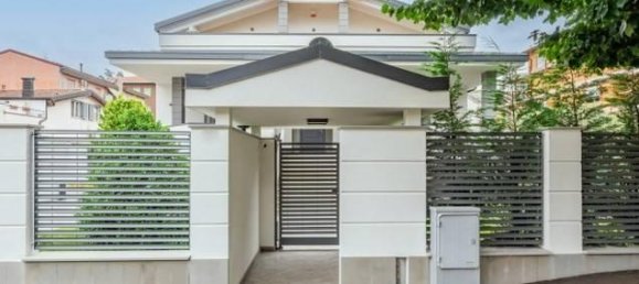 10 rooms Villa in Arese, Italy No. 35347 37