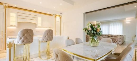 10 rooms Villa in Arese, Italy No. 35347 2