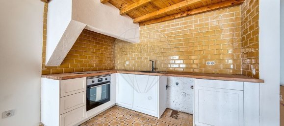 2 bedrooms House in Santarem, Portugal No. 182722 3