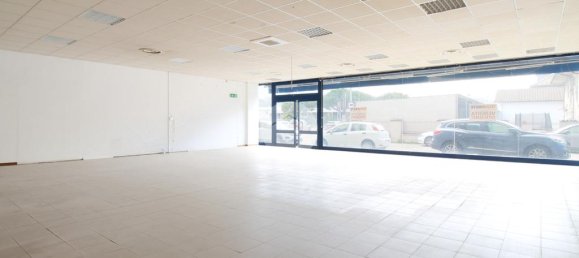 Studio in San Benedetto del Tronto, Italy No. 225009 13