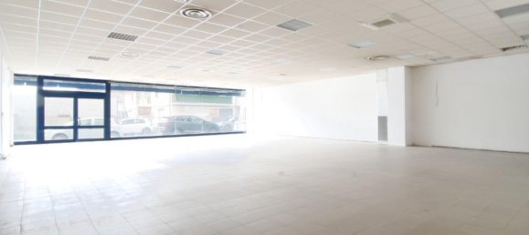 Studio in San Benedetto del Tronto, Italy No. 225009 5