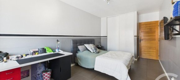3 Schlafzimmer Wohnung in La Valette-du-Var, France, Nr. 318635 11