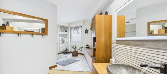 3 Schlafzimmer Wohnung in La Valette-du-Var, France, Nr. 318635 8