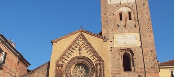 4 bedrooms Apartment in Chivasso, Italy No. 339619 7