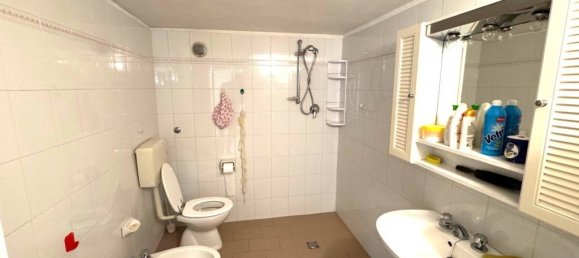 3 bedrooms House in Casina, Italy No. 327515 10