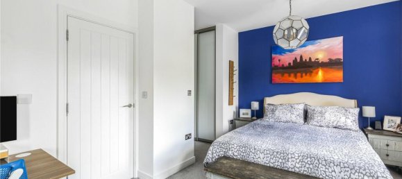 4 bedrooms House in London, United Kingdom No. 12902 10