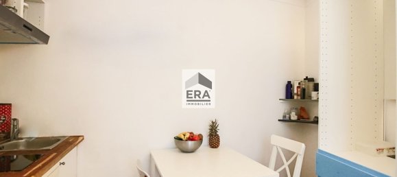 1 bedroom Apartment in Paris, France No. 176846 2