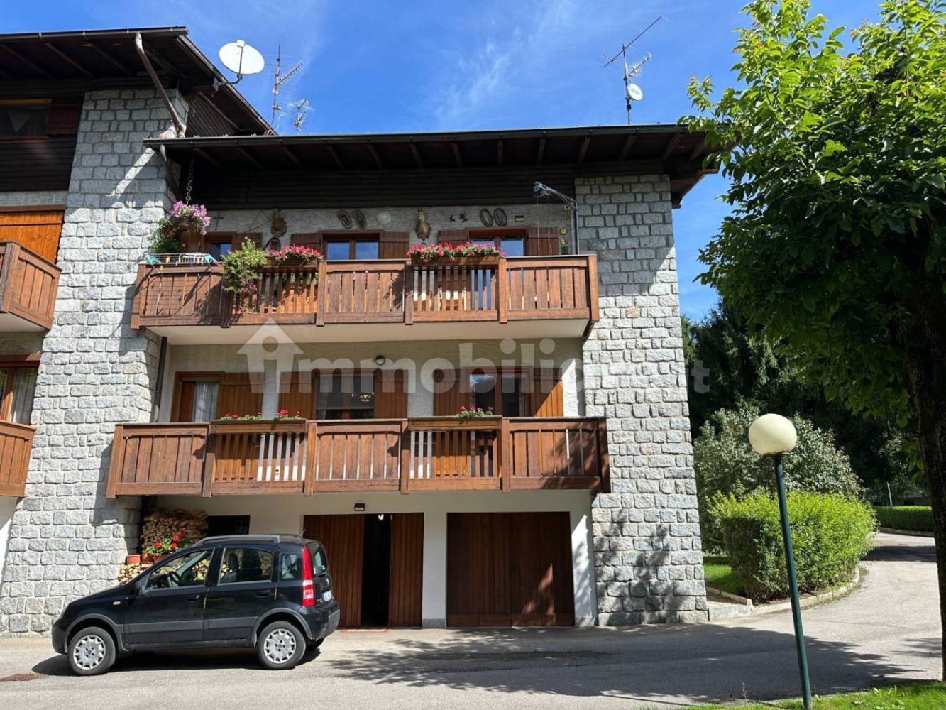 3 Schlafzimmer Wohnung in Pinzolo, Italy, Nr. 356316