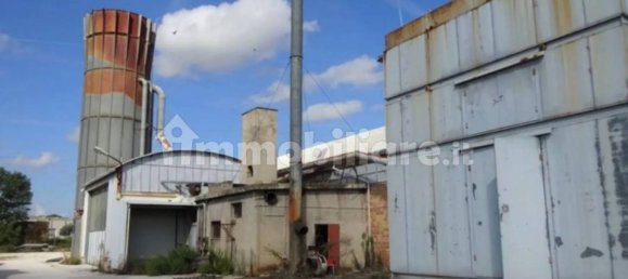 5-salle Entrepôt à Osimo, Italy No. 307888 2