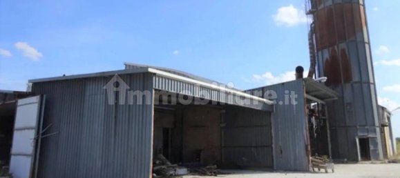 5-salle Entrepôt à Osimo, Italy No. 307888 11