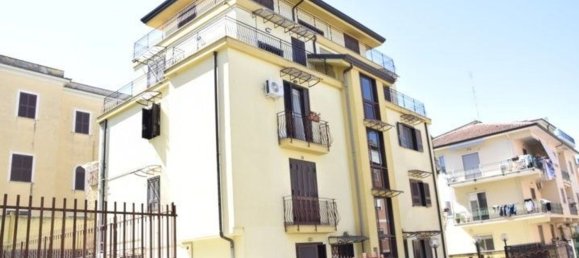 6 rooms Apartment in Pontecorvo, Italy No. 167377 6