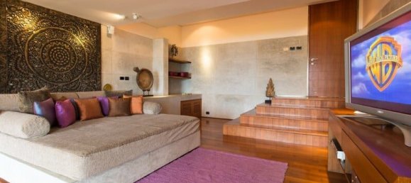 5 bedrooms Villa in Kamala, Thailand No. 10960 3