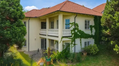 7 rooms Villa in Klosterneuburg, Austria No. 258845