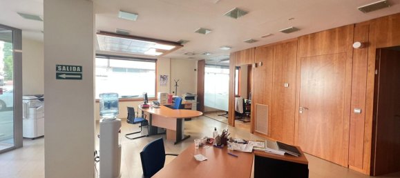 Propriété commerciale à Leon, Spain 445m² No. 60946 6