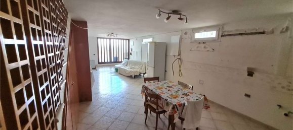 Дом с 7 комнатами в Collepasso, Италия № 105375 11