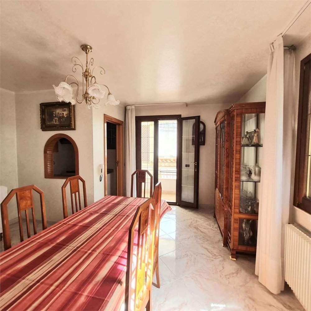 Дом с 7 комнатами в Collepasso, Италия № 105375