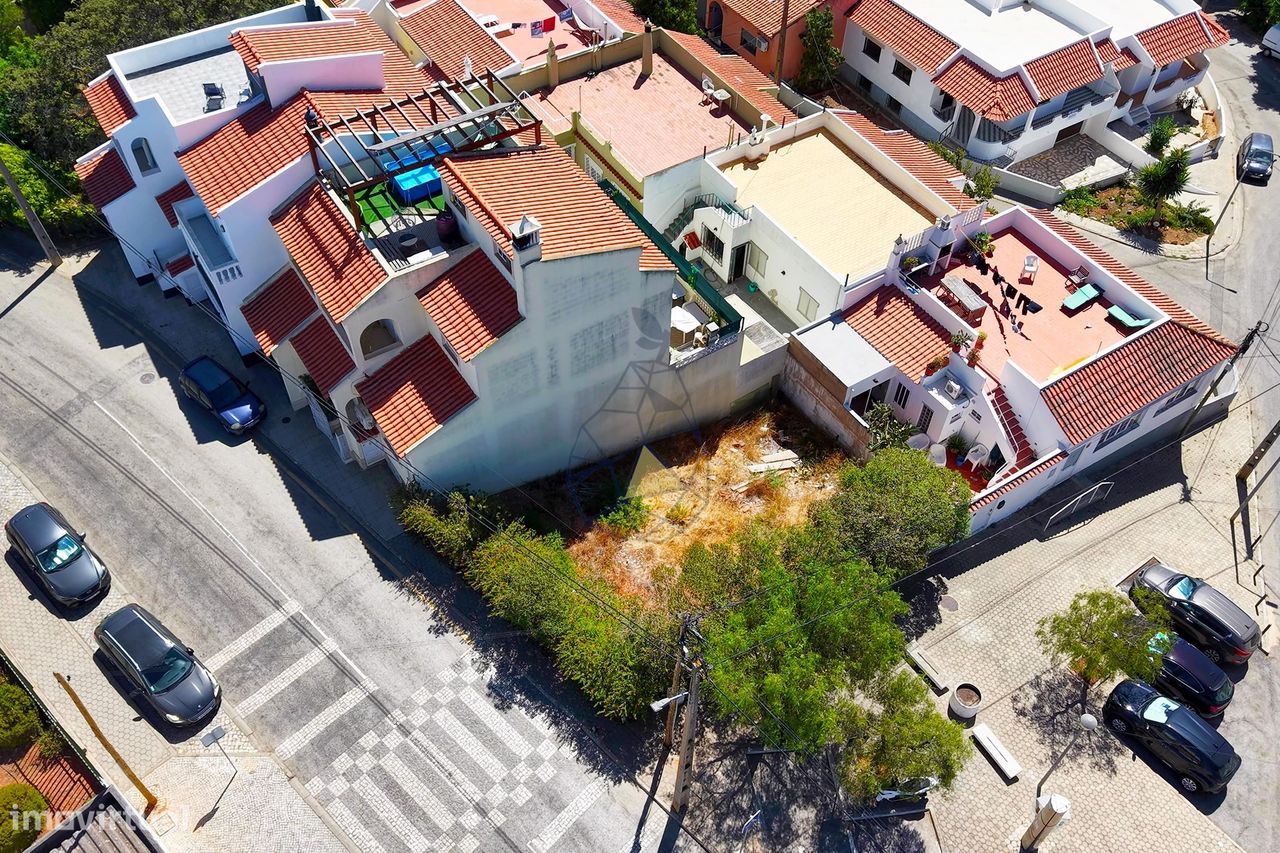 155m² Land in Lagoa, Portugal No. 298702