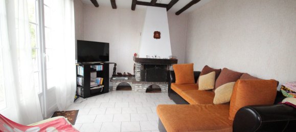 3 bedrooms House in Nanteuil-le-Haudouin, France No. 236251 2