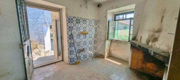 2 bedrooms House in Alijo, Portugal No. 17910 3